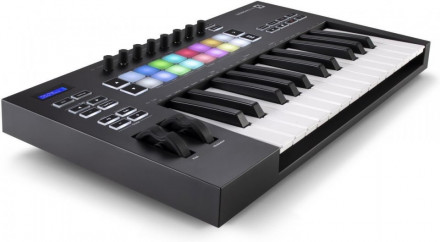 MIDI-клавиатура Novation Launchkey 25 MK3, черный
