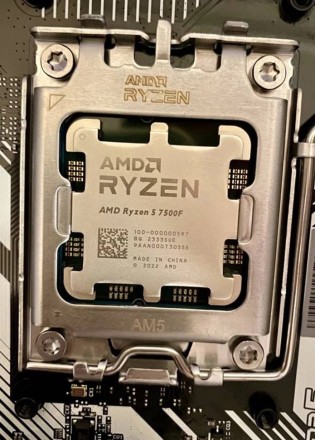 Процессор Ryzen 5 7500F AM5, 6 x 3700 МГц, OEM